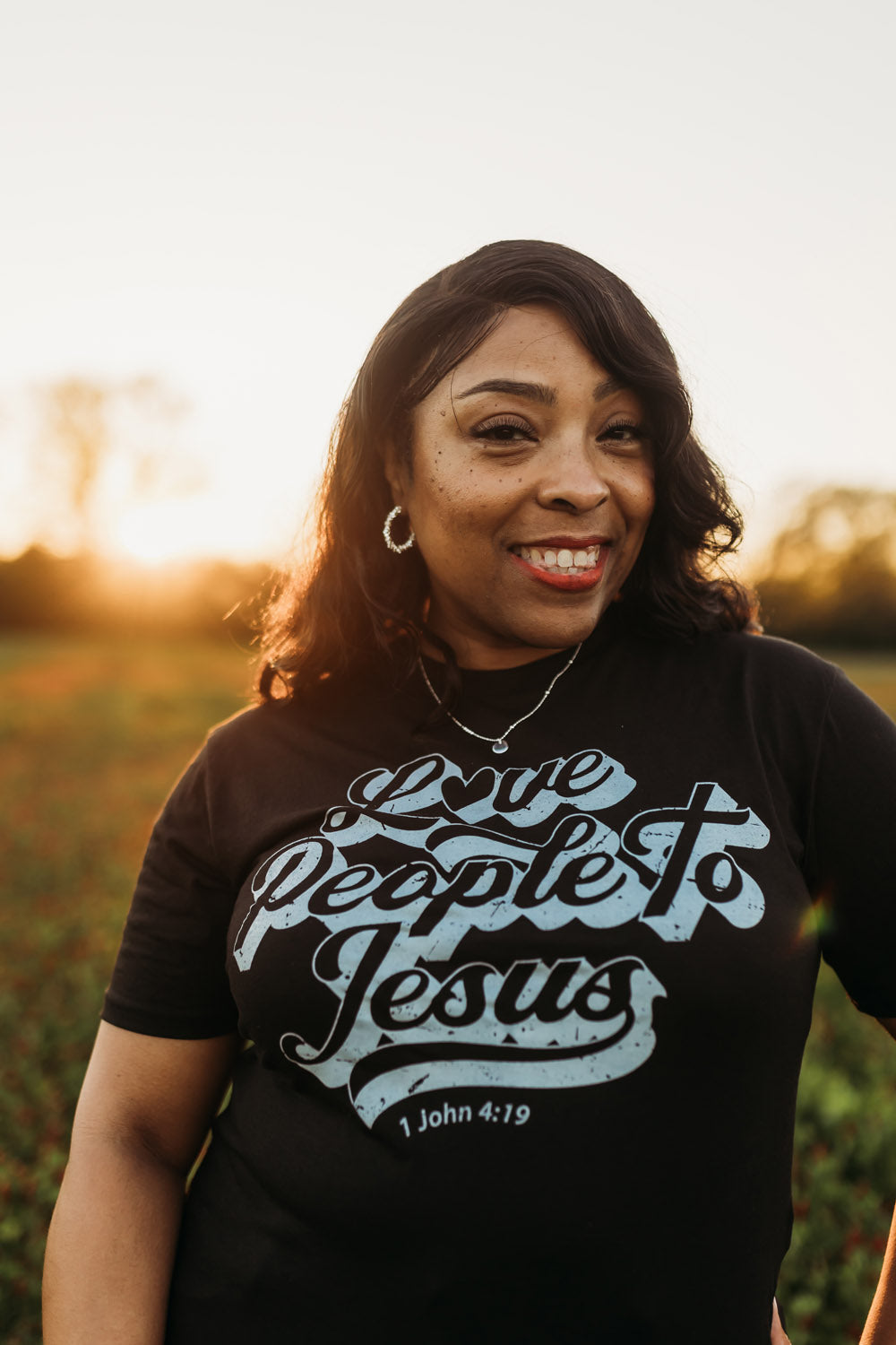 Love People To Jesus Tee